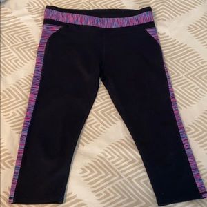 Fabletics Cropped Black Leggings